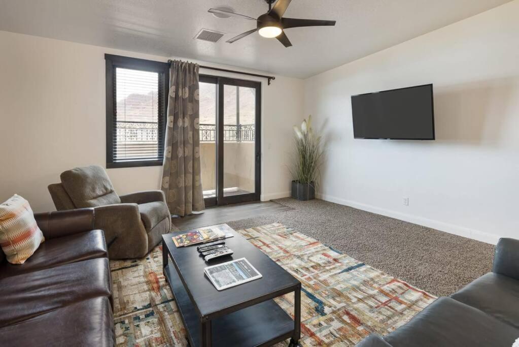 מואב Luxury Downtown Rental - La Dolce Vita Villa #4 מראה חיצוני תמונה